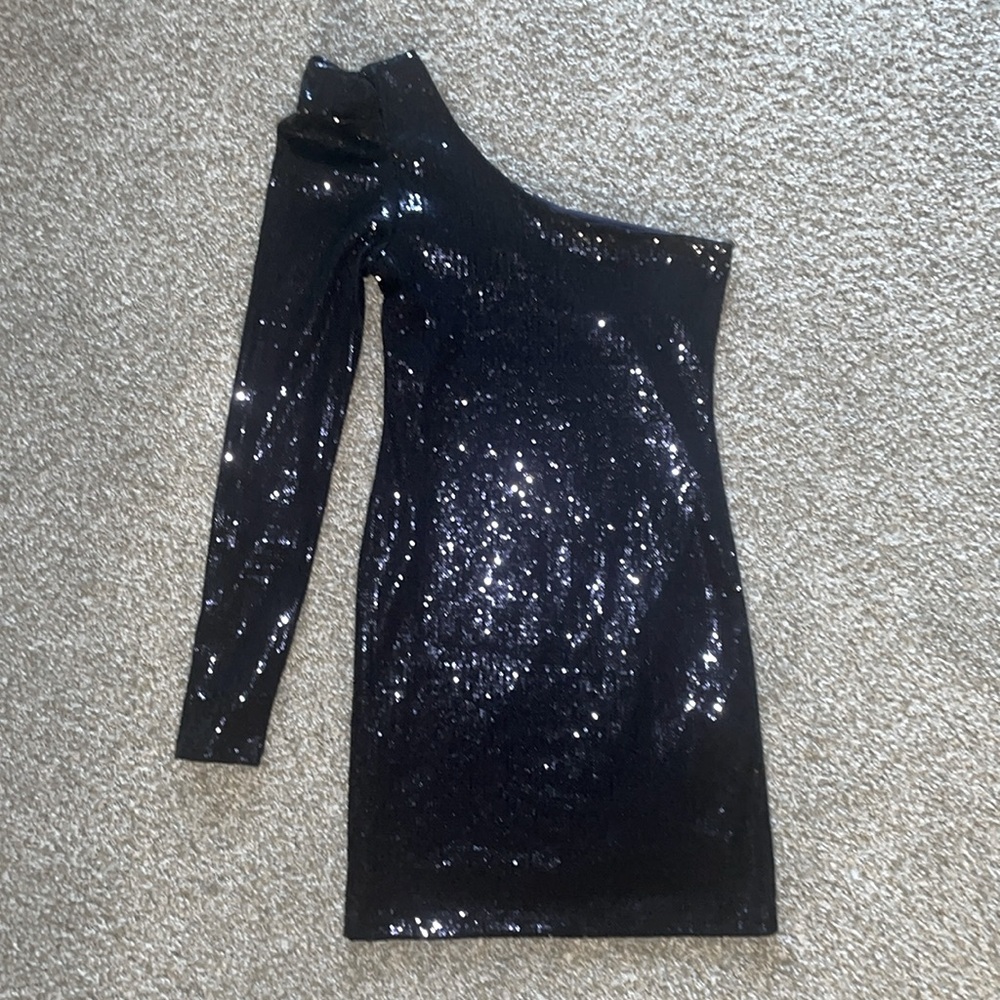 Se Sang - Black Sequence dress - Size M